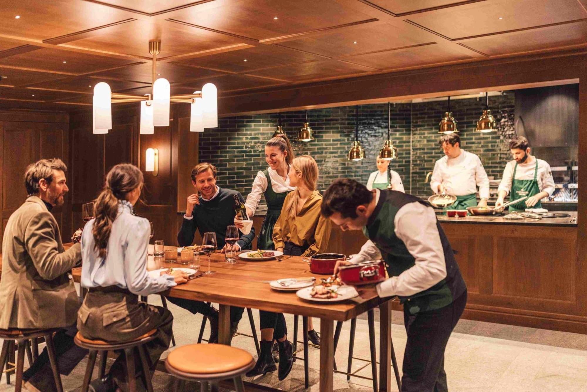 Posthotel Taube Schruns Bagian luar foto