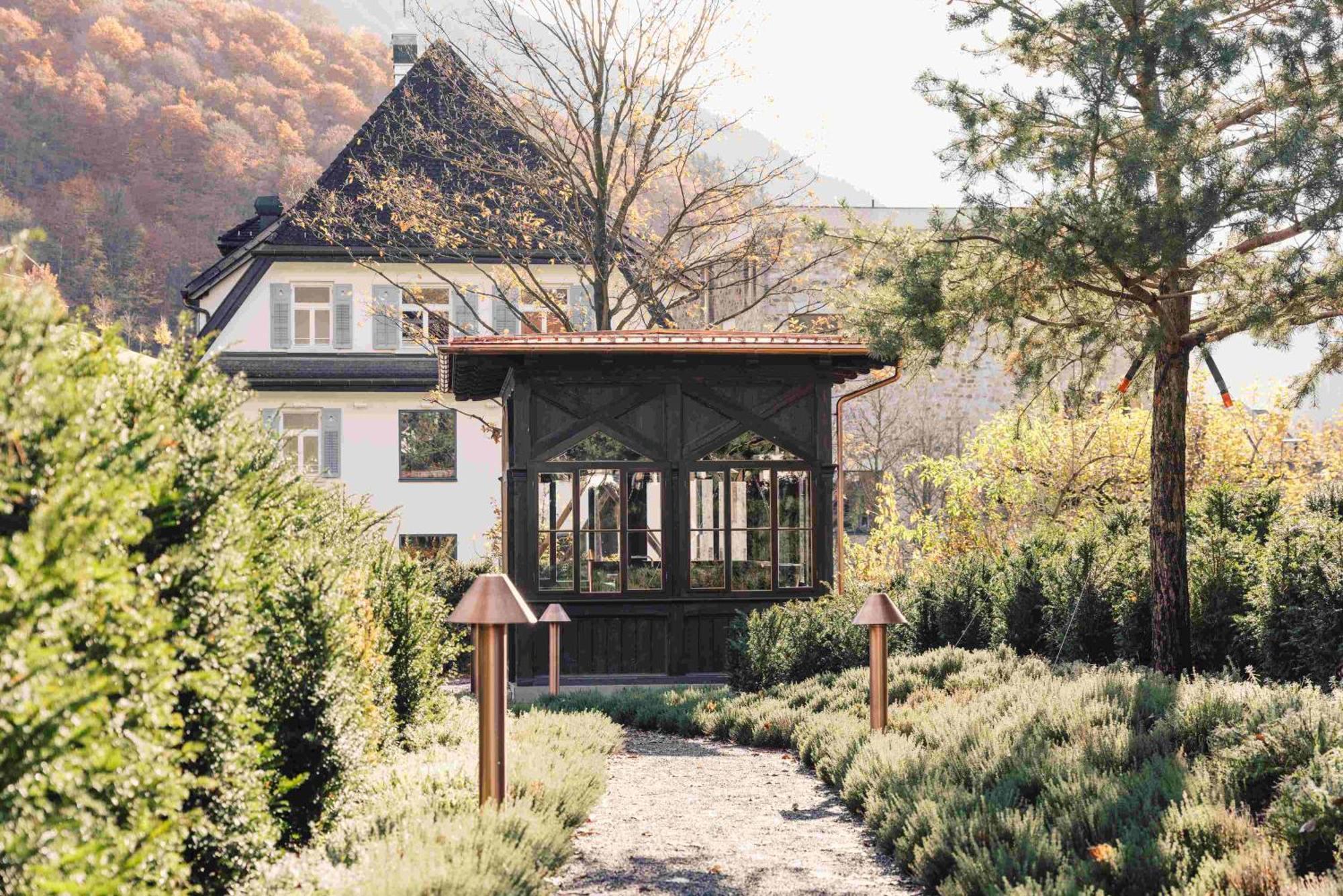 Posthotel Taube Schruns Bagian luar foto