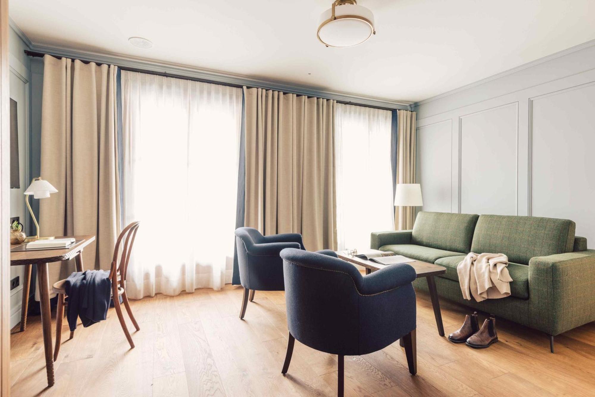 Posthotel Taube Schruns Bagian luar foto