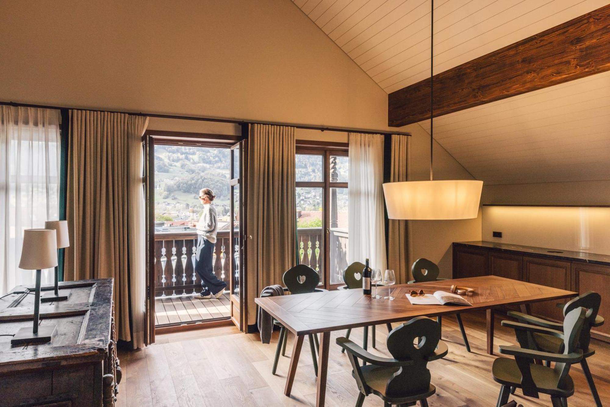 Posthotel Taube Schruns Bagian luar foto